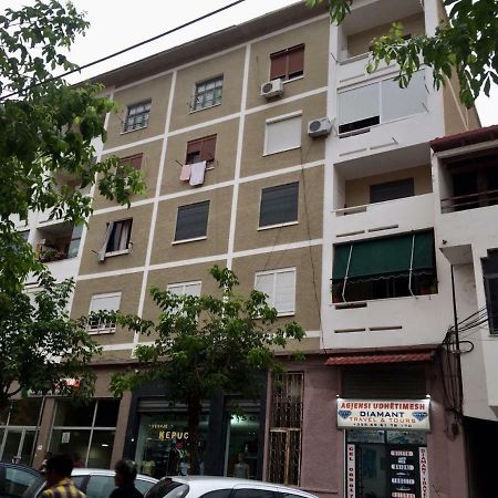 Apartament Berati Exteriör bild