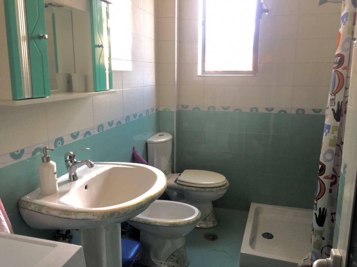 Apartament Berati Exteriör bild